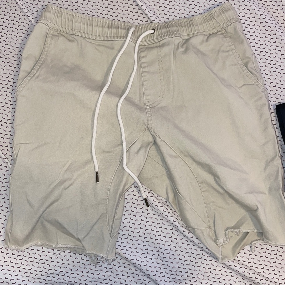 Foreever 21 Men shorts